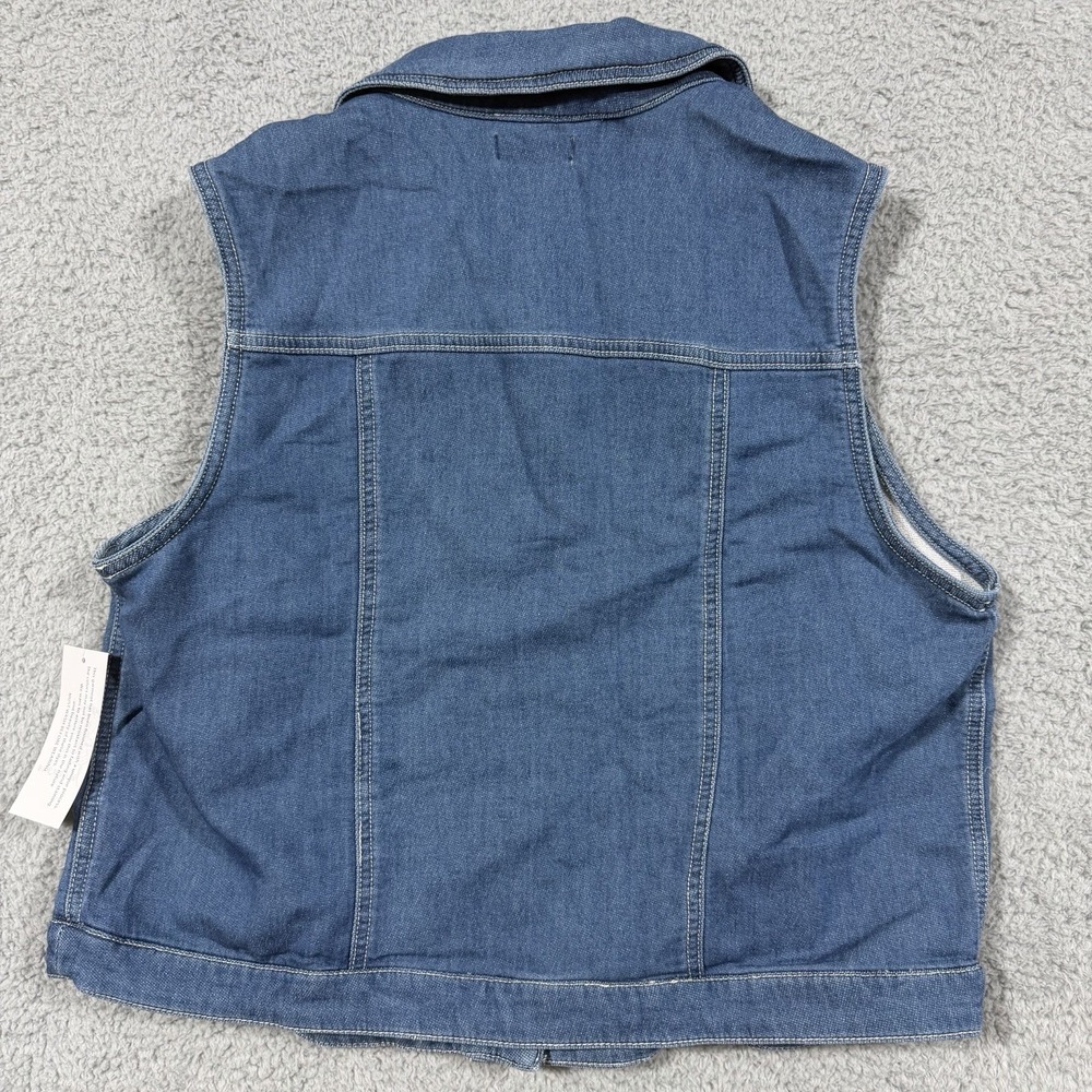 One World Women's Blue Sleeveless Button Front Vest Large Pockets Soft Denim - Picture 7 of 7